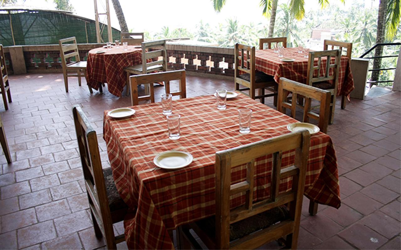 Raja Hotel Kovalam Εξωτερικό φωτογραφία