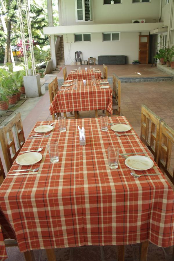Raja Hotel Kovalam Εξωτερικό φωτογραφία