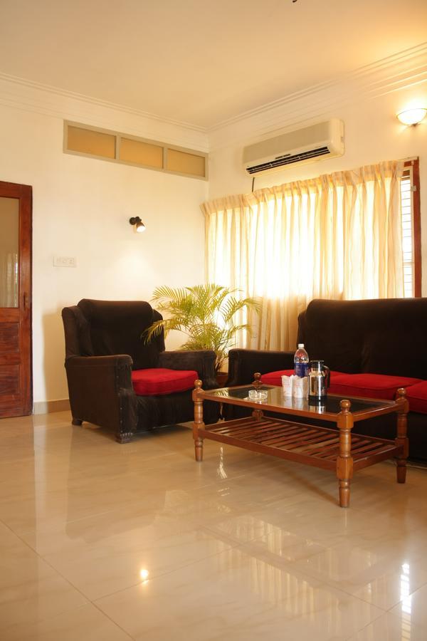 Raja Hotel Kovalam Εξωτερικό φωτογραφία